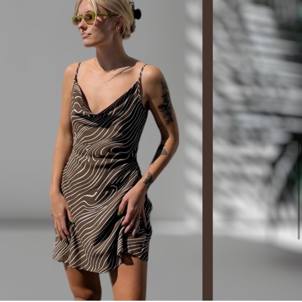 NWT Charlie Holiday Dress